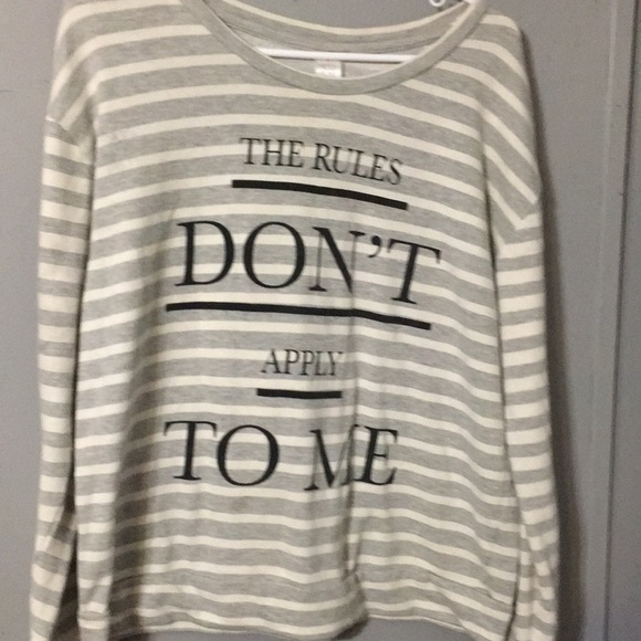 Sweatshirt - Picture 2 of 2